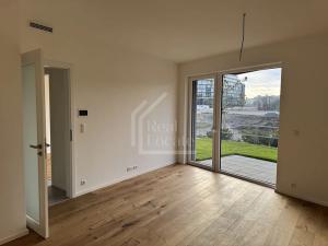 Pronájem bytu 2+kk, Praha, Ramonova, 50 m2