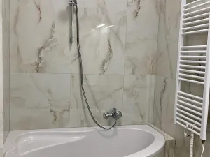 Pronájem bytu 1+kk, Praha - Košíře, Vrchlického, 35 m2