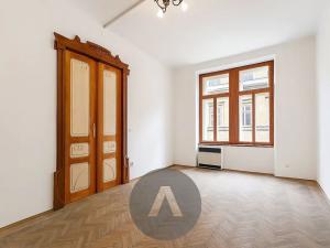 Pronájem bytu 3+1, Brno, Bratislavská, 100 m2