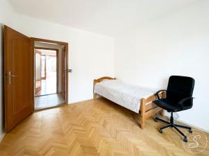 Pronájem bytu 3+kk, Praha - Holešovice, Dělnická, 76 m2