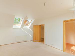 Prodej rodinného domu, Praha - Újezd nad Lesy, Lutínská, 220 m2