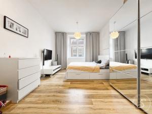 Pronájem bytu 2+kk, Praha - Nusle, Táborská, 52 m2