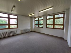 Pronájem kanceláře, Uherské Hradiště, Štěpnická, 131 m2