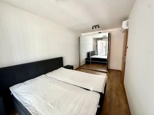Pronájem bytu 2+kk, Praha - Hloubětín, Poděbradská, 52 m2