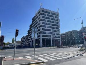 Pronájem bytu 2+kk, Praha - Hloubětín, Poděbradská, 52 m2