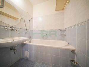 Prodej bytu 2+1, Praha - Vinohrady, Vinohradská, 66 m2