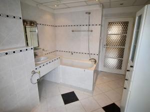 Prodej bytu 3+1, Praha - Žižkov, Hartigova, 94 m2