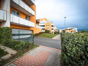Pronájem bytu 1+kk, Praha - Kyje, Sicherova, 47 m2