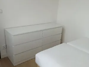 Pronájem bytu 2+kk, Praha - Vysočany, Poděbradská, 45 m2