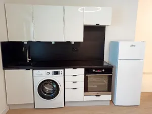 Pronájem bytu 1+kk, Praha - Vysočany, Poděbradská, 26 m2