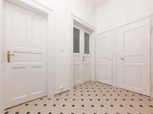 Pronájem bytu 2+1, Praha - Vinohrady, Perunova, 70 m2