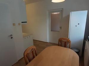 Pronájem bytu 2+1, Praha - Braník, Mezivrší, 65 m2