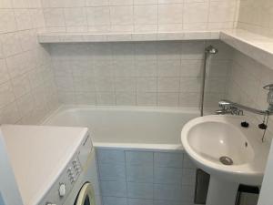 Pronájem bytu 2+1, Praha - Braník, Mezivrší, 65 m2