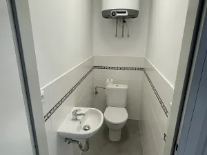 Pronájem skladu, Praha - Horní Počernice, Bystrá, 276 m2