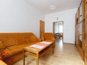 Pronájem bytu 2+1, Krnov, Cechovní, 51 m2