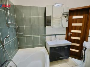 Prodej bytu 1+1, Frýdek-Místek - Místek, Hálkova, 43 m2