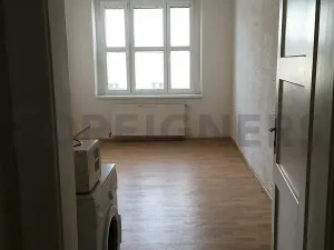 Pronájem bytu 1+kk, Pardubice, Nerudova, 31 m2