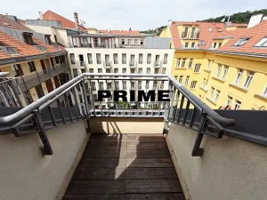 Pronájem kanceláře, Praha - Smíchov, Štefánikova, 129 m2