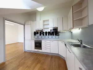 Pronájem kanceláře, Praha - Smíchov, Štefánikova, 129 m2