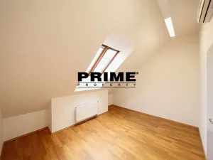Pronájem kanceláře, Praha - Smíchov, Štefánikova, 129 m2