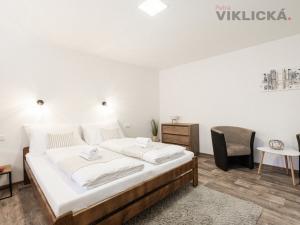 Prodej ubytování, Hlohovec, Hlavní, 1 m2