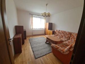 Pronájem bytu 2+1, Praha - Břevnov, Rybova, 55 m2