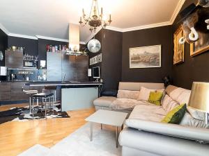 Pronájem bytu 2+kk, Praha - Žižkov, Pitterova, 90 m2