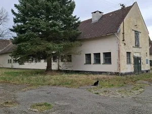 Prodej výrobních prostor, Třeboň, Sídliště, 2921 m2