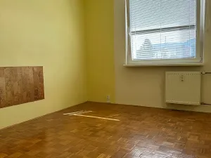 Prodej bytu 3+1, Děčín, Jezdecká, 65 m2