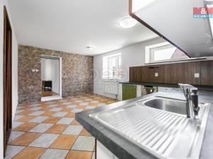Prodej rodinného domu, Ves Touškov, 198 m2