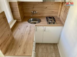 Pronájem bytu 2+1, Praha - Dejvice, Kotěrova, 68 m2