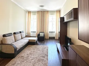Prodej bytu 2+1, Karlovy Vary, I. P. Pavlova, 64 m2