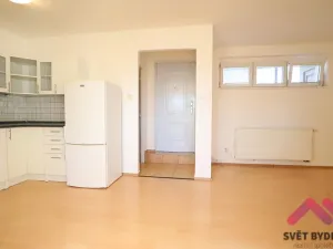 Pronájem bytu 1+1, Praha - Krč, Humpolecká, 42 m2