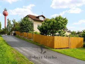 Prodej rodinného domu, Řitka, U vodojemu, 333 m2