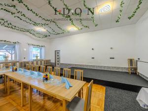Prodej restaurace, Kozlovice, 500 m2