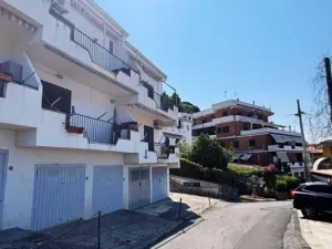 Prodej bytu 4+1, Scalea, Itálie, 100 m2