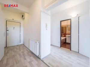 Pronájem bytu 2+1, Praha - Holešovice, Ortenovo náměstí, 61 m2