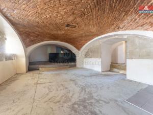 Prodej činžovního domu, Liběchov, nám. V. Levého, 1120 m2