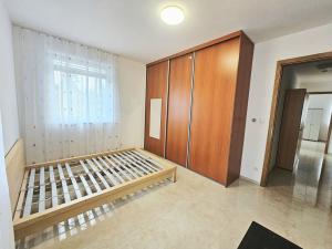 Pronájem bytu 3+kk, Praha - Břevnov, Loutkářská, 73 m2