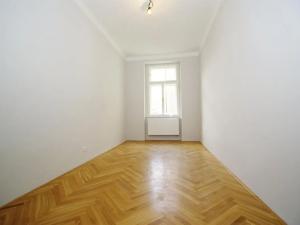 Pronájem bytu 4+1, Praha - Smíchov, Kořenského, 124 m2
