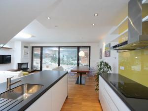 Pronájem rodinného domu, Praha - Horní Měcholupy, Sudkova, 121 m2