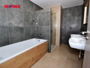 Pronájem bytu 3+kk, Plzeň, Na Roudné, 71 m2