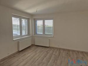 Pronájem bytu 3+kk, Sluhy, 79 m2