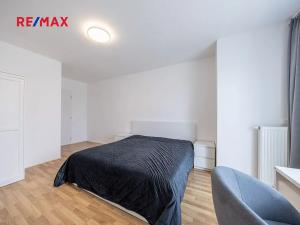 Pronájem bytu 3+kk, Praha - Strašnice, Zvěřinova, 96 m2