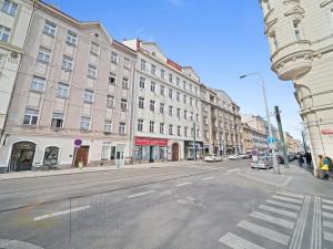 Prodej bytu 3+1, Praha - Karlín, Sokolovská, 94 m2