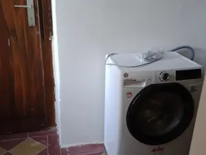Pronájem bytu 1+kk, Praha - Holešovice, U průhonu, 27 m2