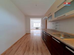 Prodej bytu 2+1, Oslavany, Hlavní, 59 m2