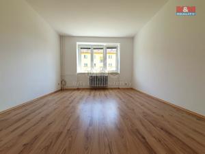 Prodej bytu 2+1, Oslavany, Hlavní, 59 m2