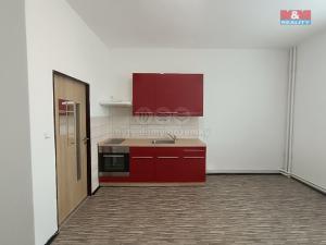 Pronájem bytu 1+kk, Hranice - Hranice I-Město, Tř. 1. máje, 30 m2