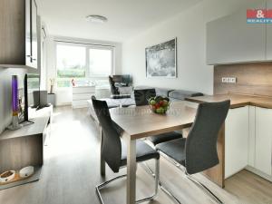 Prodej bytu 2+kk, Praha - Dolní Měcholupy, Františka Jansy, 53 m2